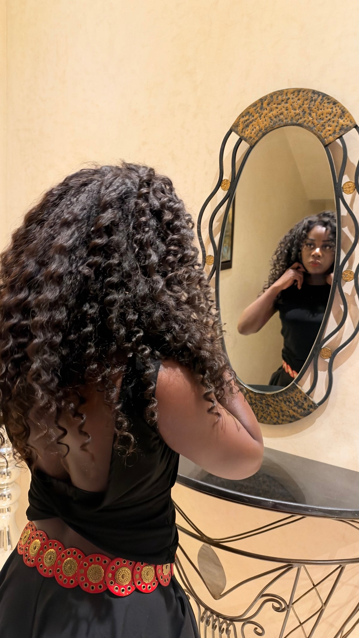 Welly Signature, perruque glueless Kinky Straight en Raw Hair, Hairline Signature 4C, rendu naturel et indétectable