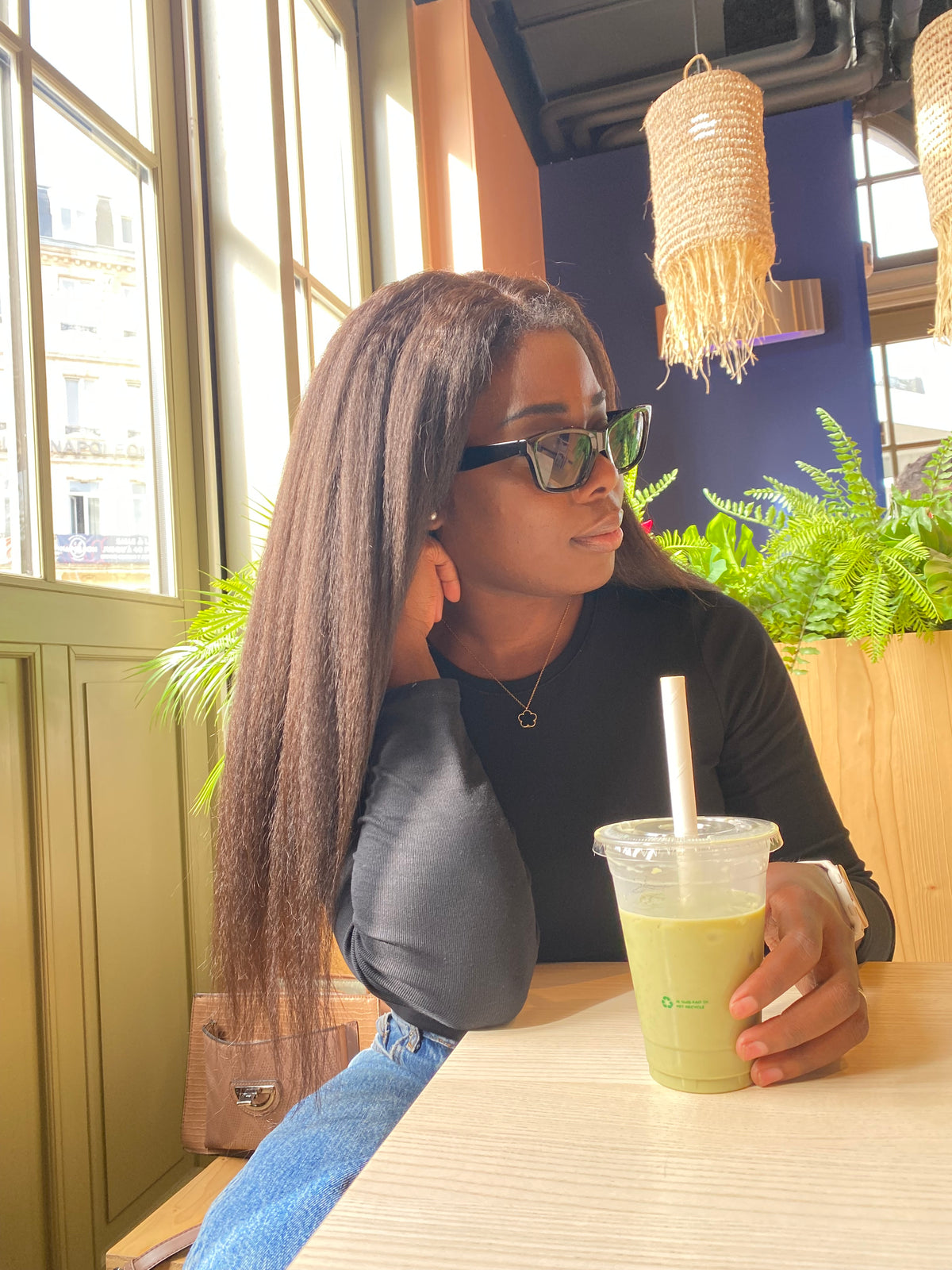 Welly Signature, perruque glueless Kinky Straight en Raw Hair, Hairline Signature 4C, 100 % cheveux humains